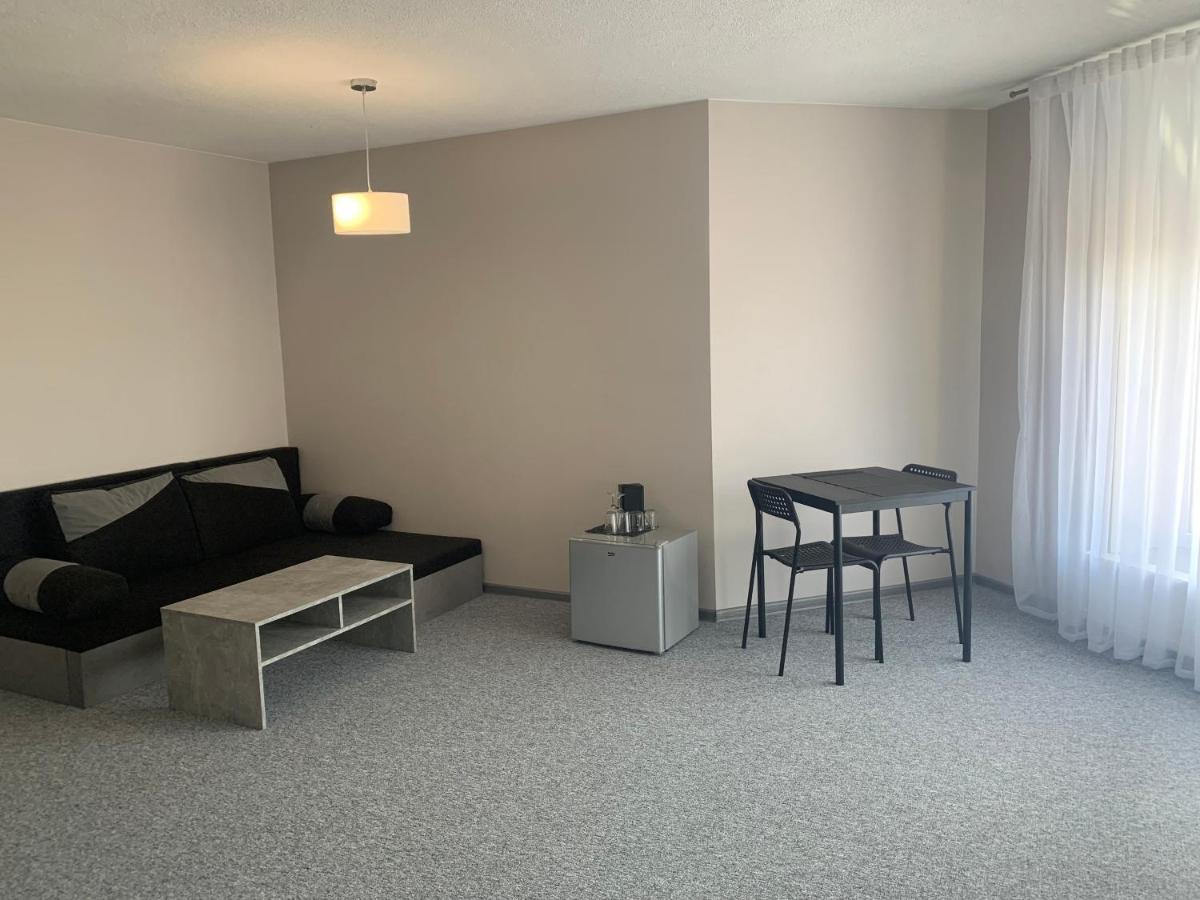 Hotel Marijampole Bagian luar foto